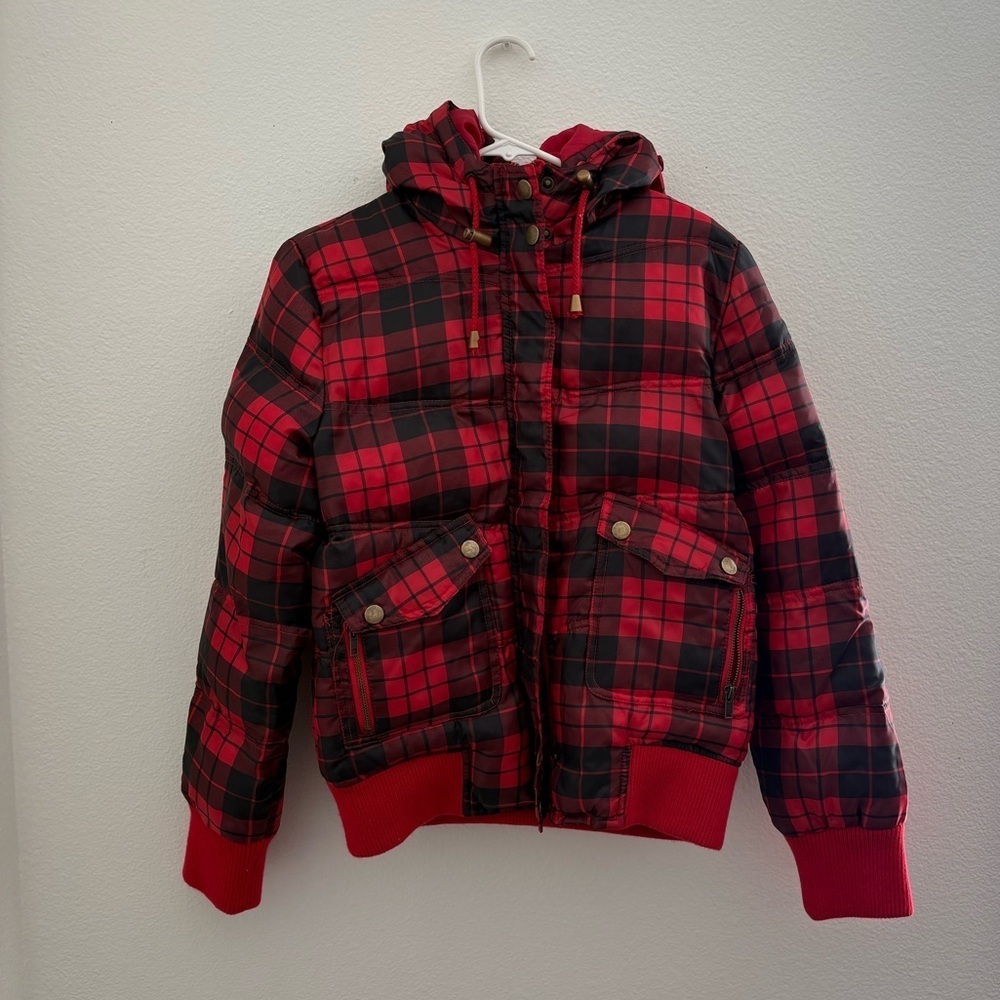 dELiA*s Vibrant Red and Black Plaid Puffer Jacket Size Medium